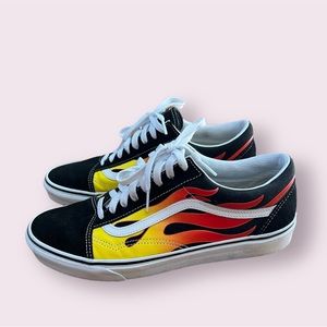 ☀️SOLD☀️ Vans Old Skool Sneaker